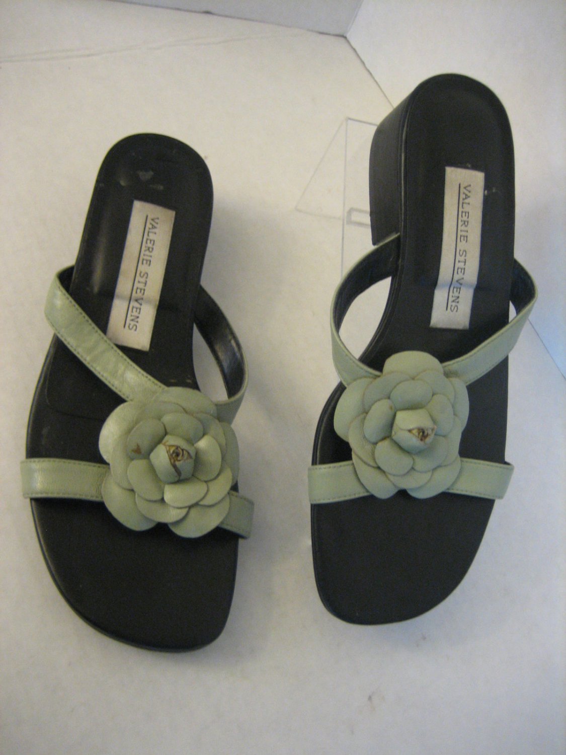 Valerie Stevens Rosebud Women's Leather Light Green Slip On Sandal Shoes Sz 7.5