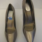 Calvin Klein Dolly Women's Bronze Leather Classic Pump Shoes  Sz 7 1/2 Pre-Owned