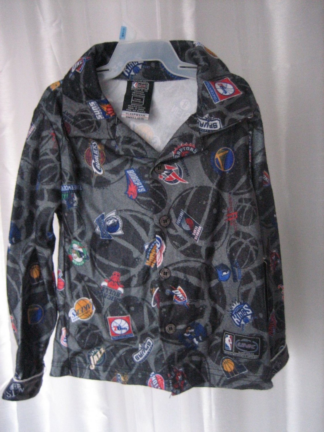UNK/NBA Boy's Basketball 2 Piece Button Down Pajama Set Sz 4/6 NWT 100%Polyester