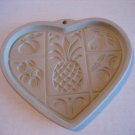 The Pampered Chef Hospitality Heart Family Heritage Stoneware Heart Cookie Press