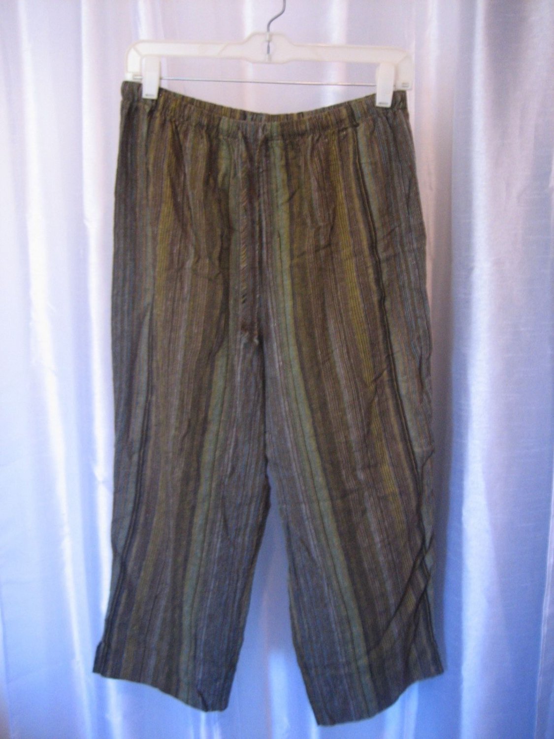 T & Company Junior Size Green/Brown Striped Capri/Cropped Pants Sz 14 Pre-Owned