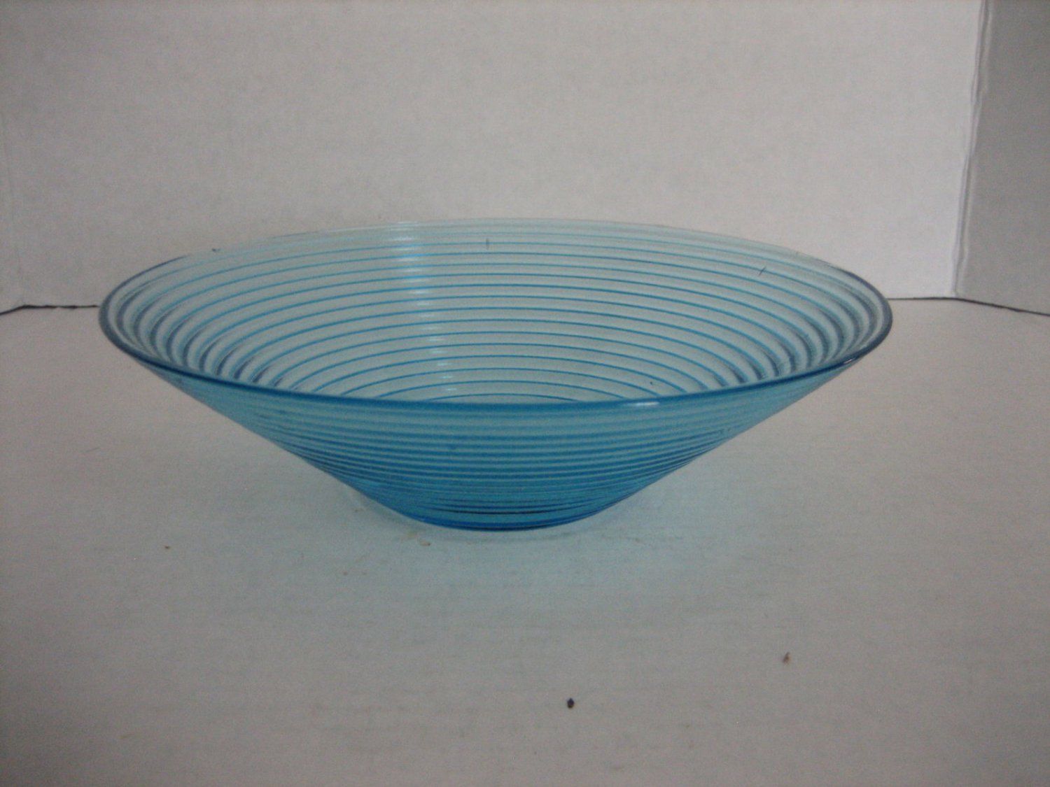 Blue Small Glass Serving Bowl Profile Circle Ware 9 in. R. 3 1/2 in. D. New