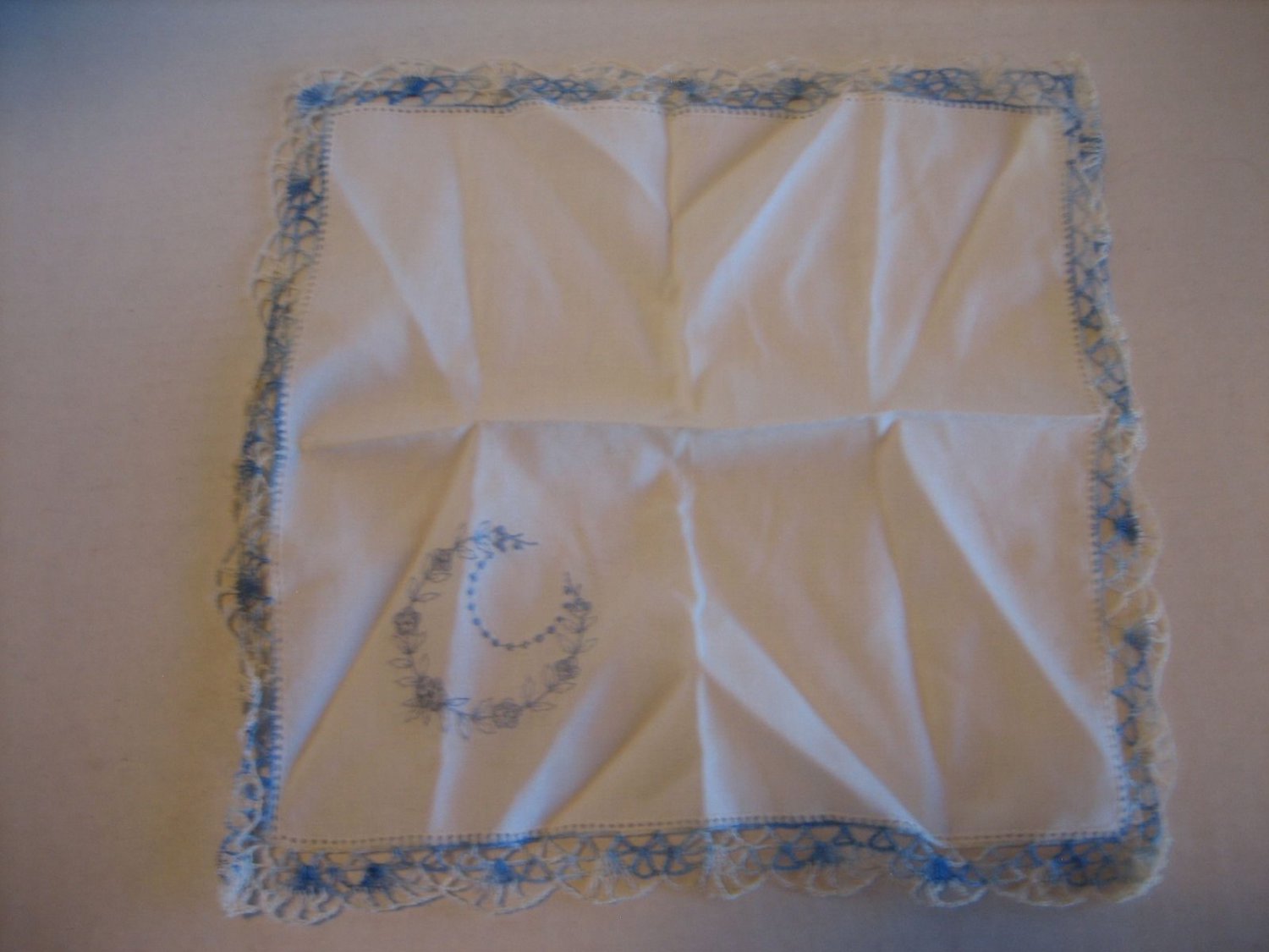 Women's White/Blue Cotton Handkerchief w/Crocheted Sides 10 1/2in.Sq. Pre-Owned