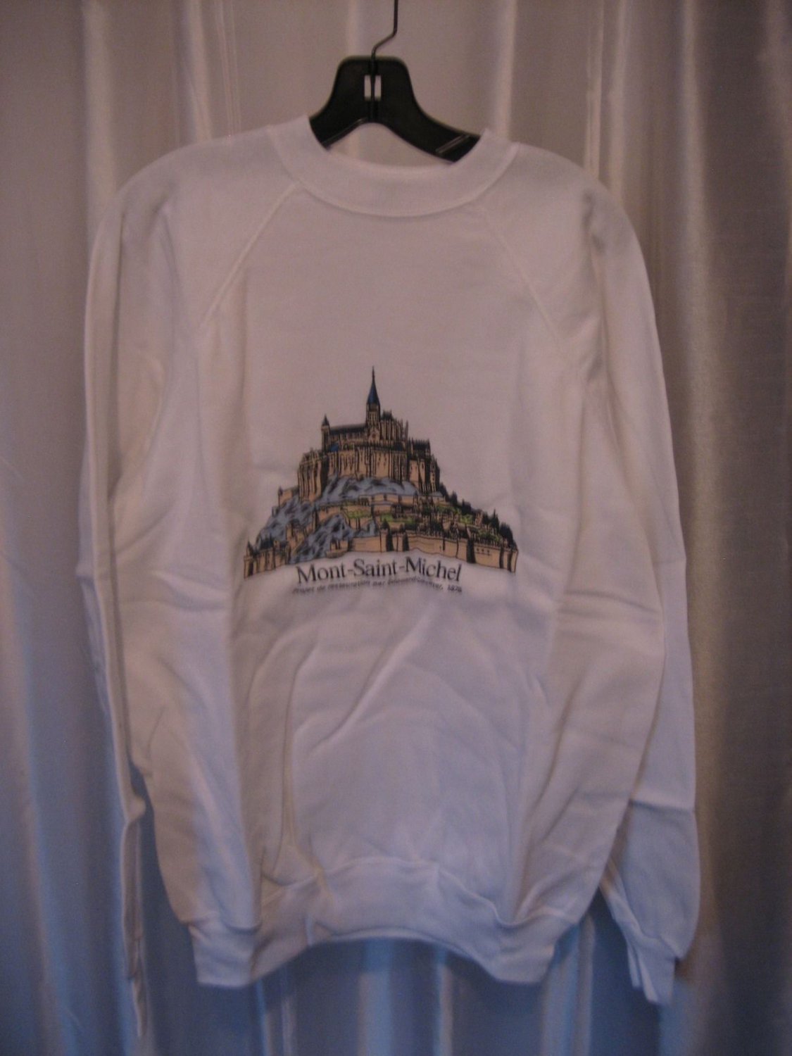 Mont-Saint-Michel Women's White Pullover Sweatshirt Sz XL 50% Cotton/50%Poly New