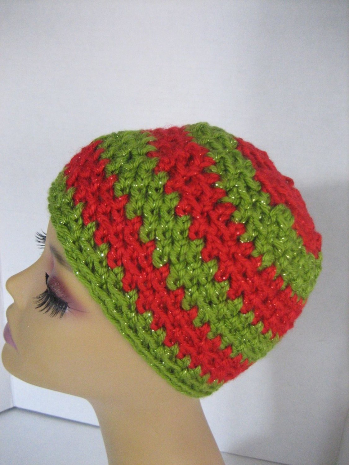 Handmade Unisex Red/Green Crochet Knit Beanie Hat New 17 in.R. x 6 1/2in.T.