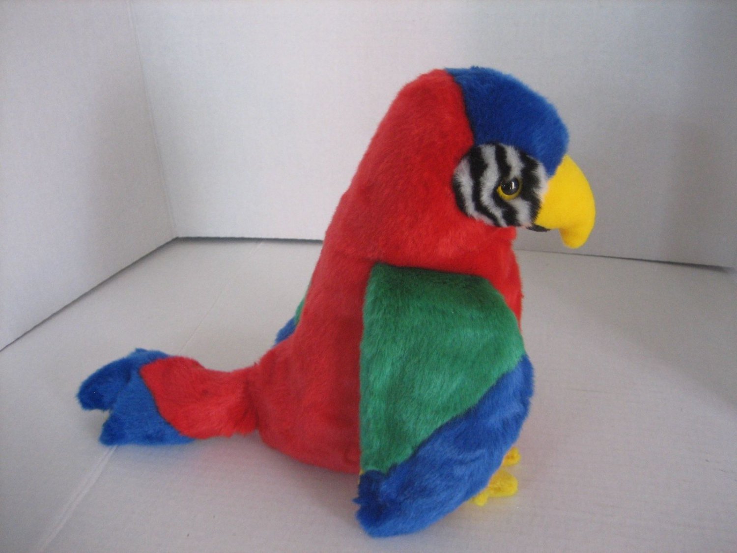 Ty The Beanie Buddies 1999 Jabber the Parrot Multi Color Plush 11in.Tall NWWT