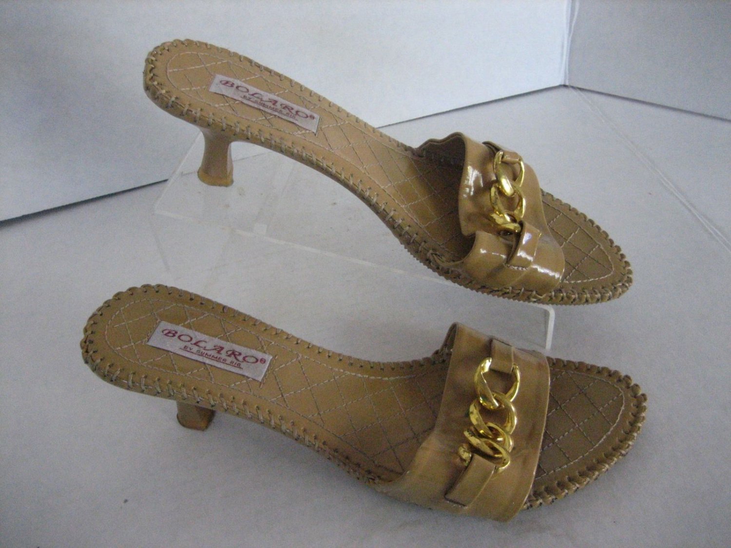 Bolaro By Summer Rio Tan Faux Leather Gold Chain Slip On Shoes Sz 8 1/2 PreOwned
