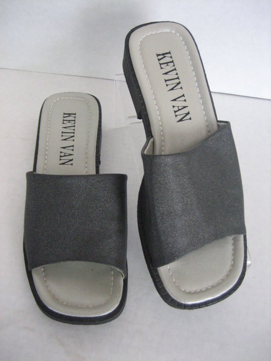Kevin Van Grey Slip On Low Heel Shoes Man Made Material Sz 8.5/24.5 Pre-Owned