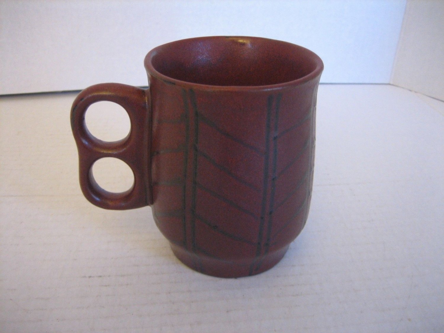 Unbranded Abstract Brown & Black Ceramic Coffee Mug Cup 3in.W. x 4in.T. NWNT
