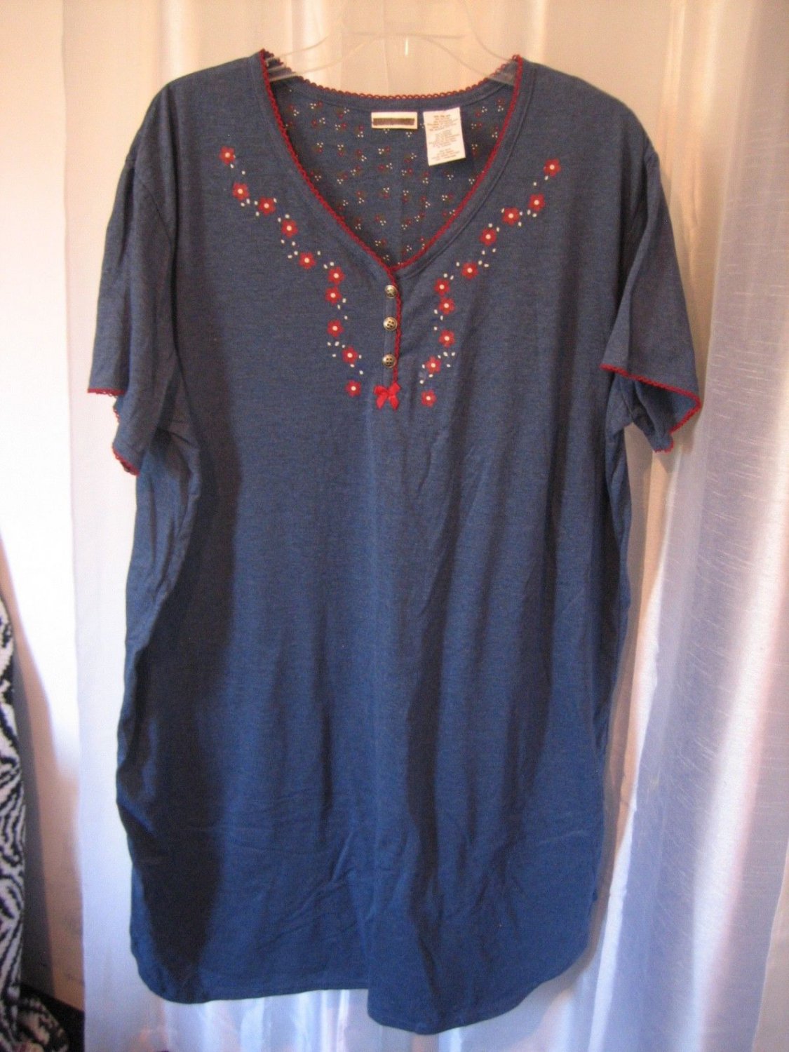 Simply Basic Women's Blue Short Sleeve SleepShirt w/Red Flowers Sz One Size NWNT