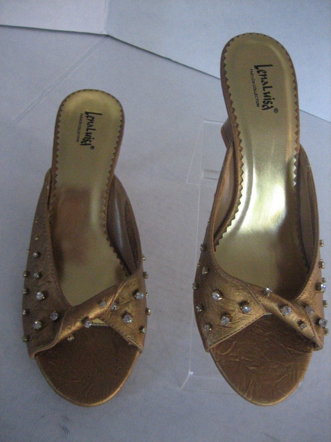 Lena Luisa Women's Gold & Rhinestones Slip On Heart Wedge Heel Shoes Sz 8 New