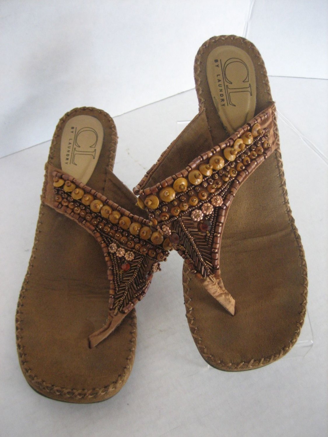 CL By Laundry Women's Brown/Tan Beaded Kitten Heel Slip On Shoes Sz 8 Pre-Owned