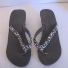 Women's Grey & White Beaded Wedge Heel Flip Flop Sandal Shoes Sz 8 Pre-Owned