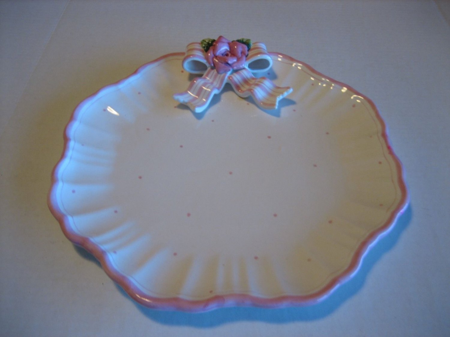 Bella Casa By Ganz White/Pink Bow&Flower Decorative Ceramic Plate 12in.R. Plate