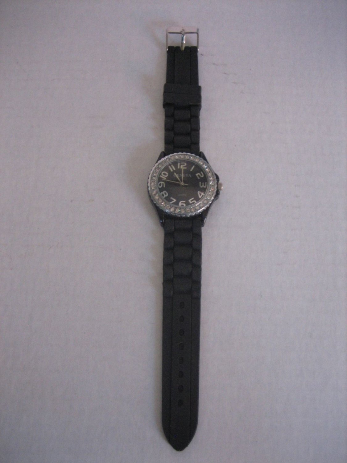 Geneva Women's Rhinestone Round Face Black Rubber Fashion Wrist Watch Pre-Owned