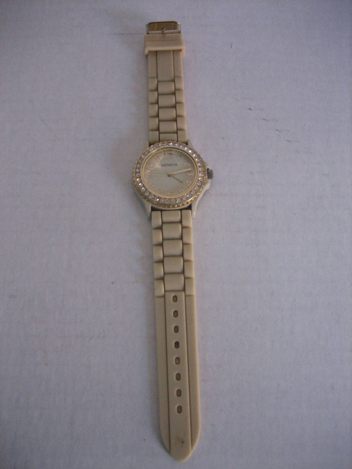 Geneva Women's Rhinestone Round Face Tan Rubber Fashion Wrist Watch Pre-Owned