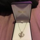 Heart pendant necklace