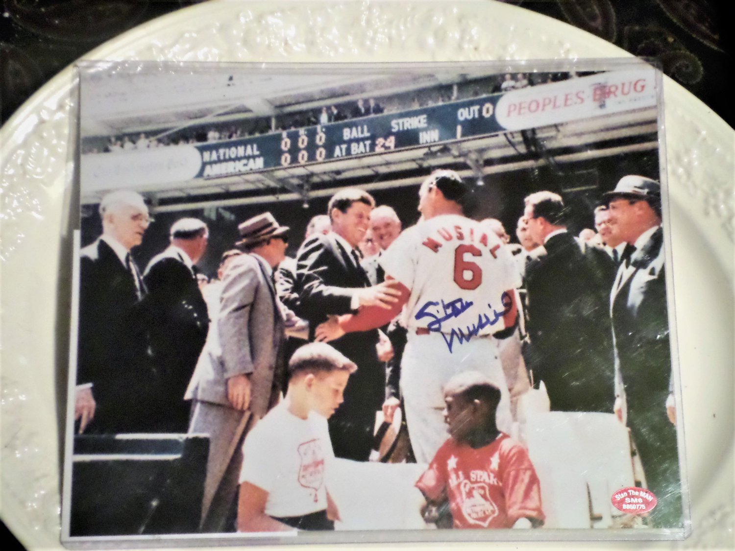 Authentic Autograph Stan Musial Stl. Cardinals 8x10 in. photo with JFK