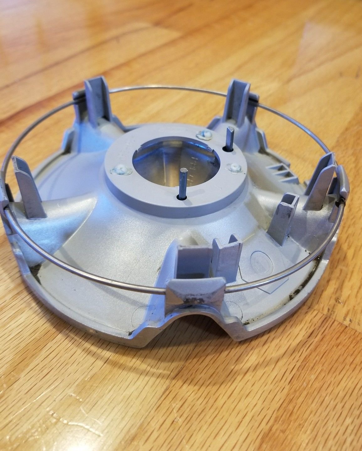 2000 2005 Toyota Celica GT Alloy Wheel Center Cap Hubcap p/n 4260320630