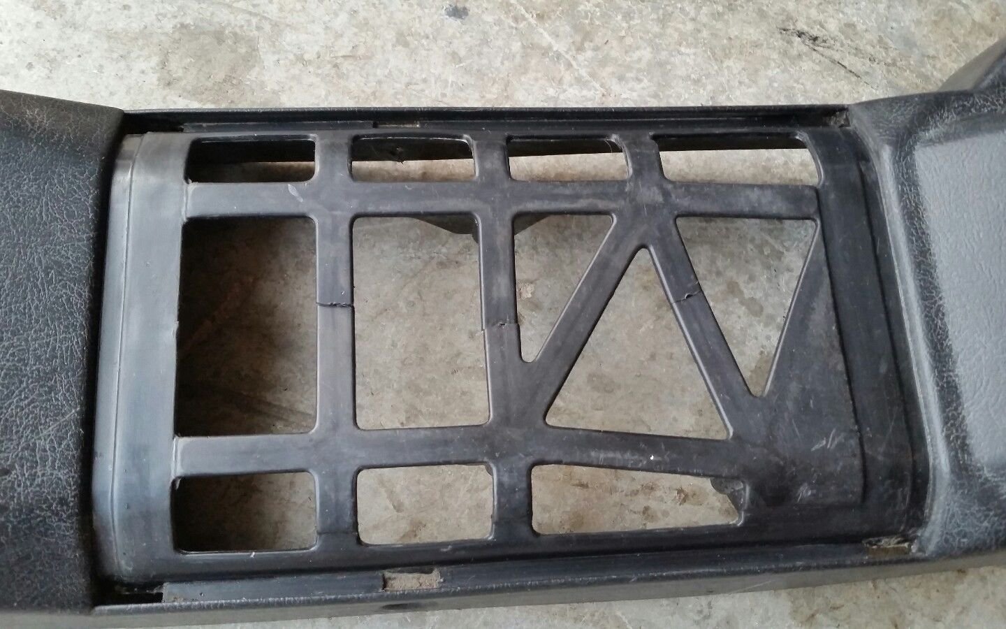 1984 1985 Toyota MR2 AW11 center console assembly good condition