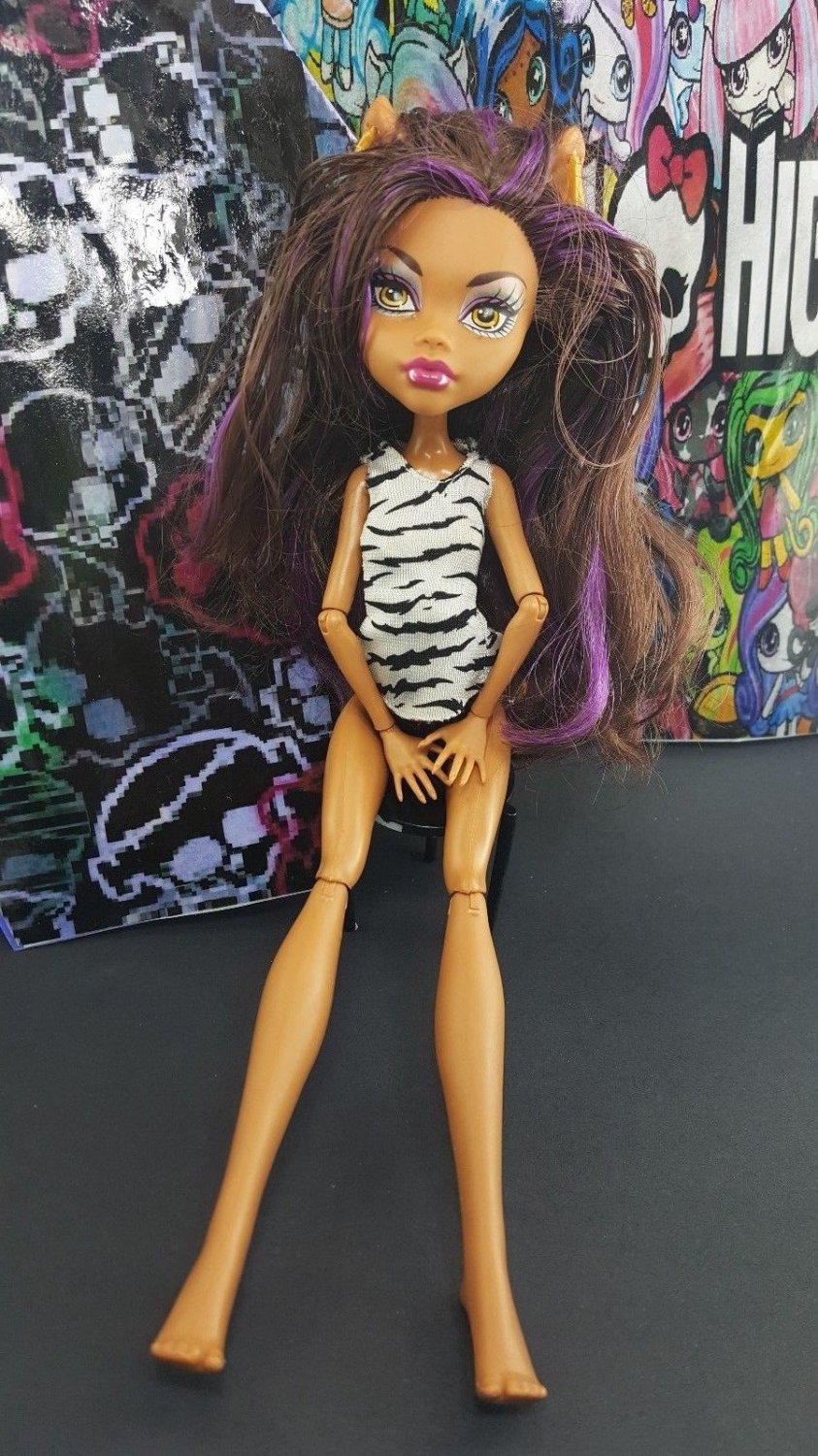 MONSTER HIGH Doll CLAWDEEN WOLF