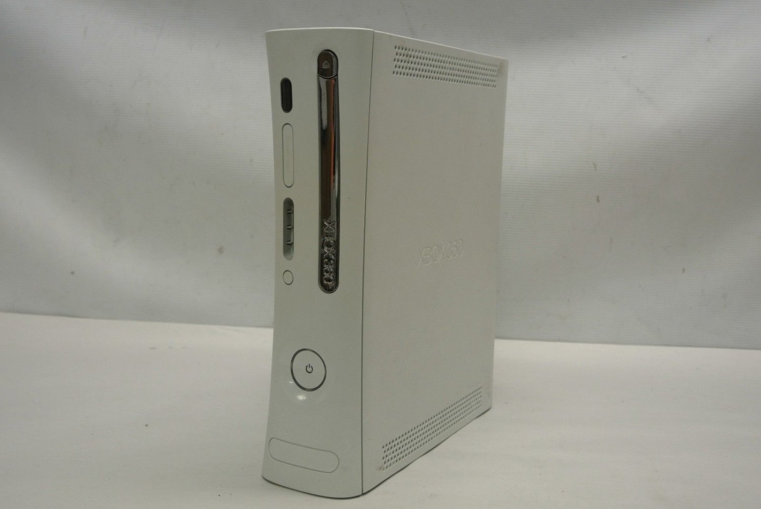 Xbox 360 Original Console Only - White - No HDD - As Is (Red Ring)