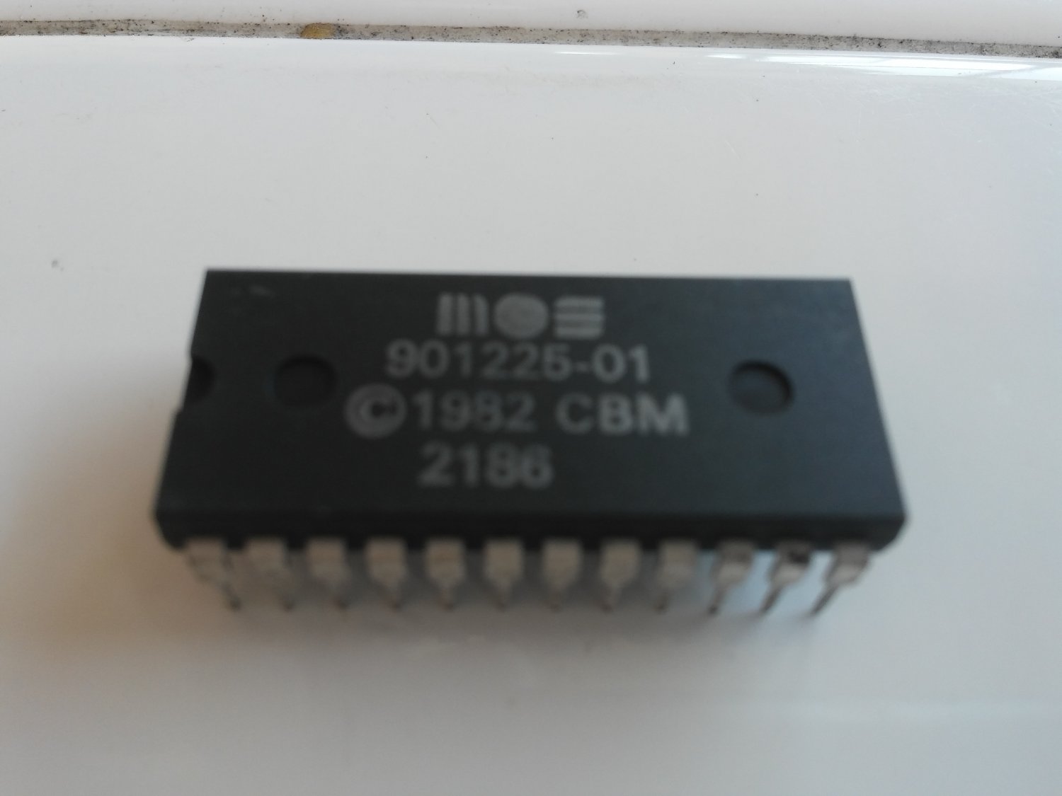 Commodore 901225, BRAND NEW, Character ROM C64/128, MOS CBM