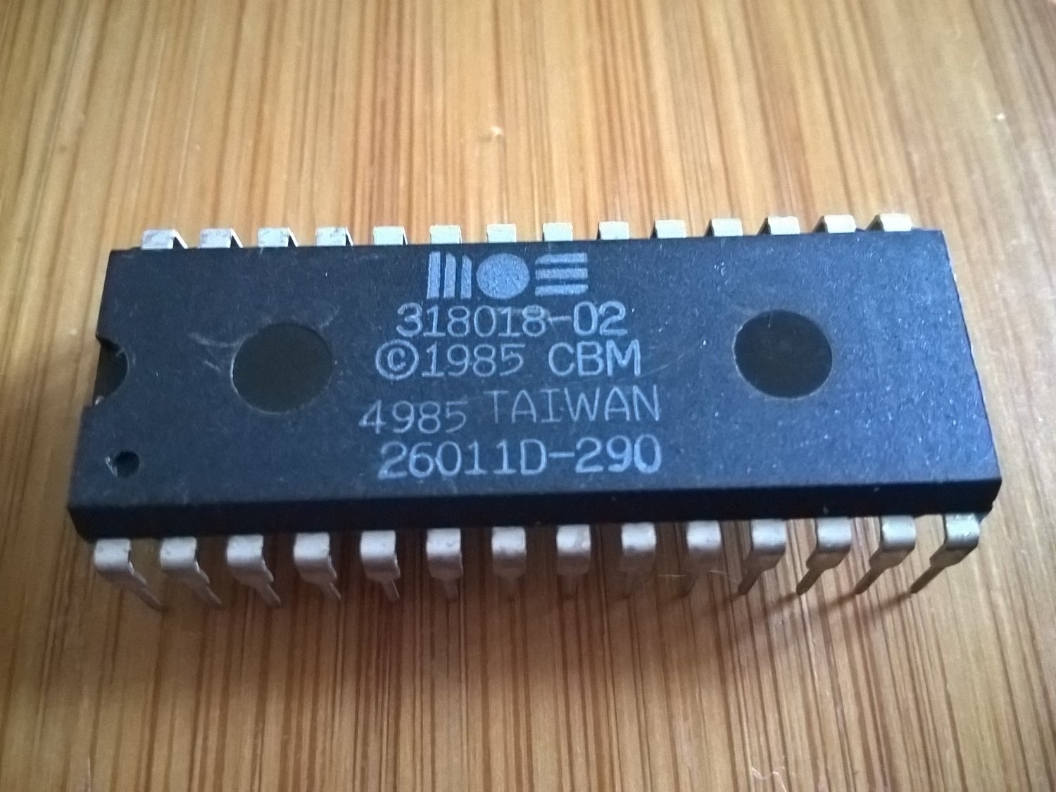 Commodore 128 BASIC Lo ROM Chip, BRAND NEW, MOS 318018-02 CBM CSG C128