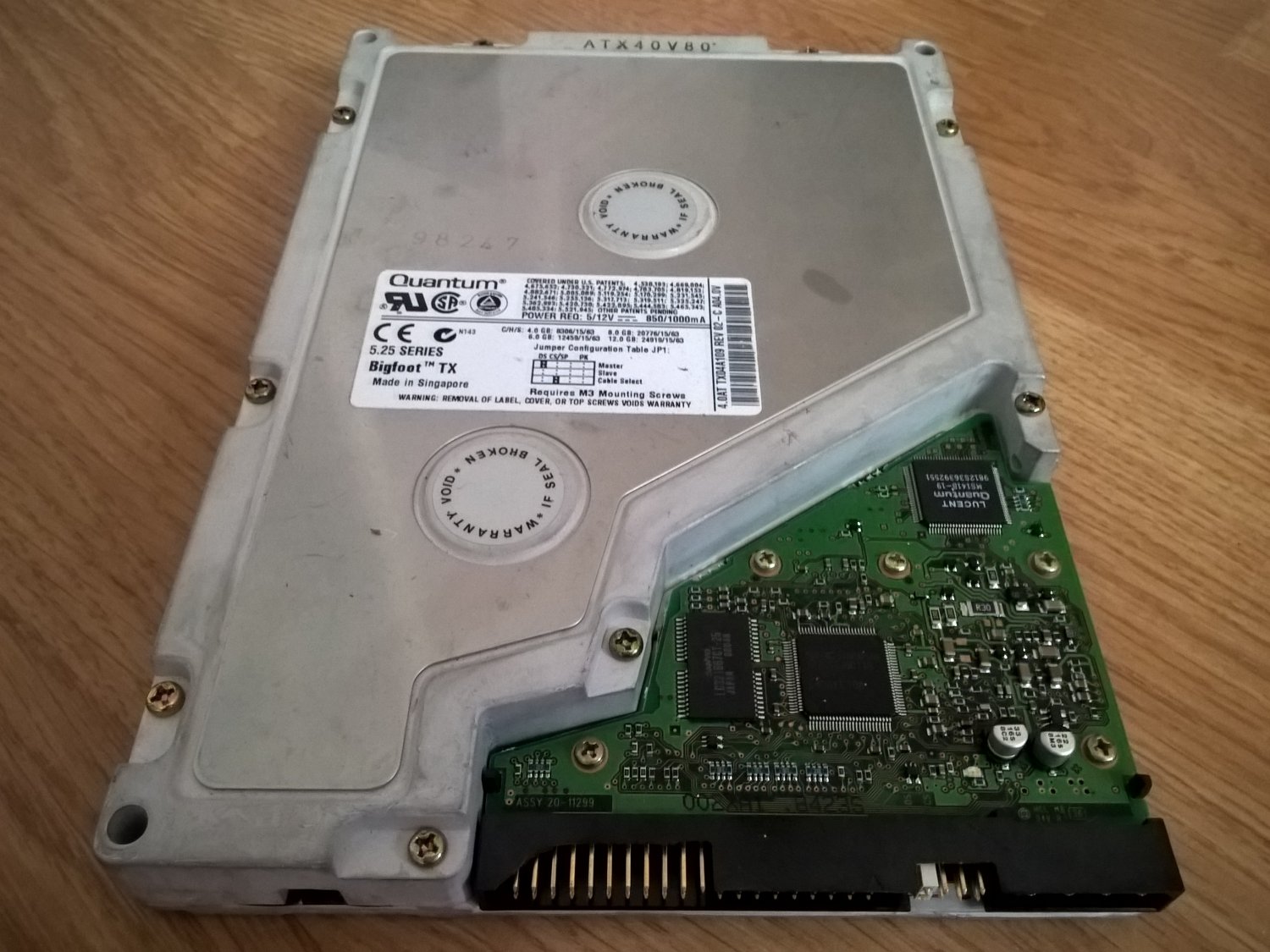 træk uld over øjnene kage ikke Quantum / IBM OEM Bigfoot 4GB IDE Hard Drive, TESTED GOOD, Bigfoot TX 4.0AT  10L6646