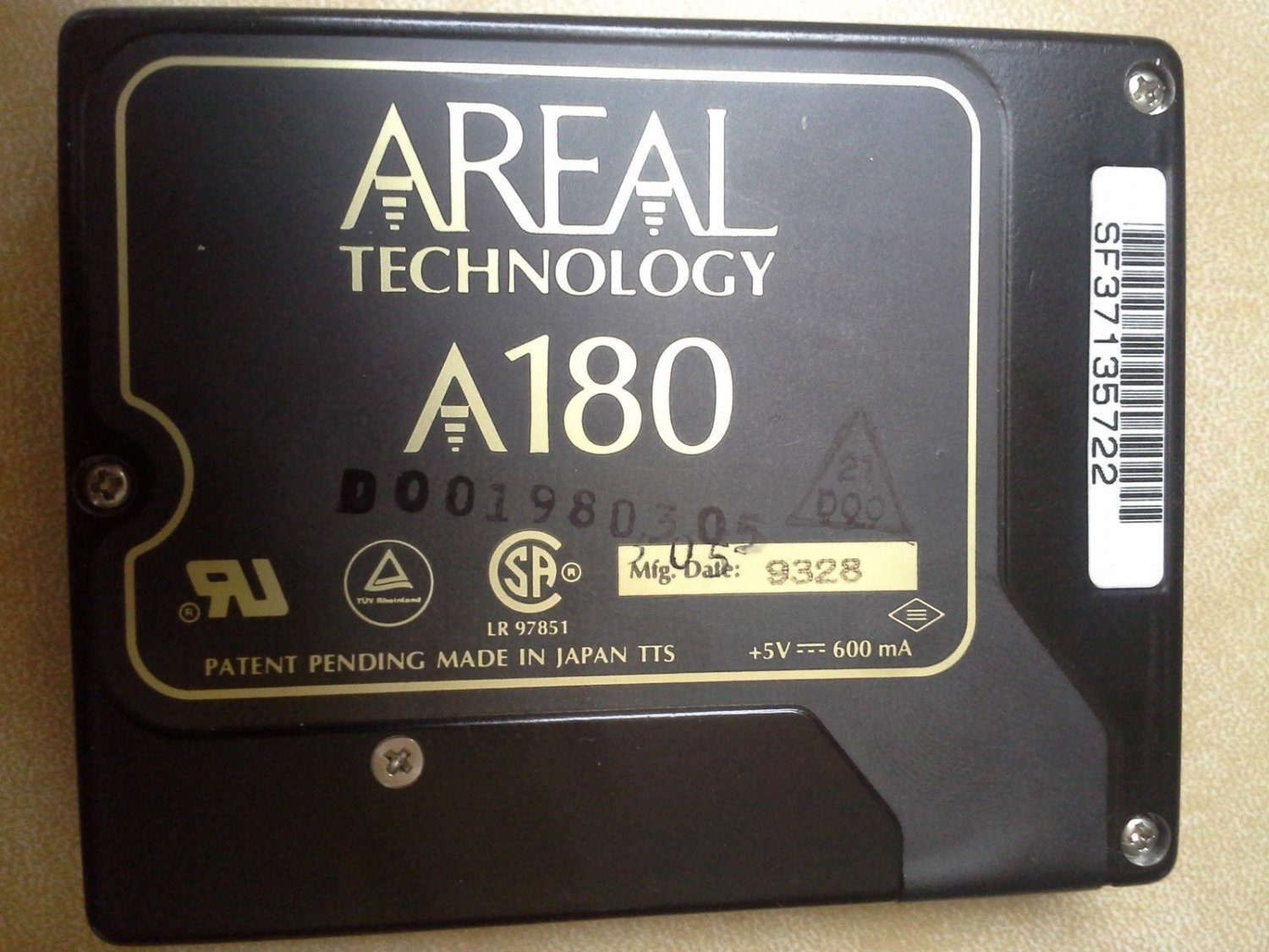 Areal A180 *First Glass Platter* 2.5" / Notebook IDE Hard Drive 180MB