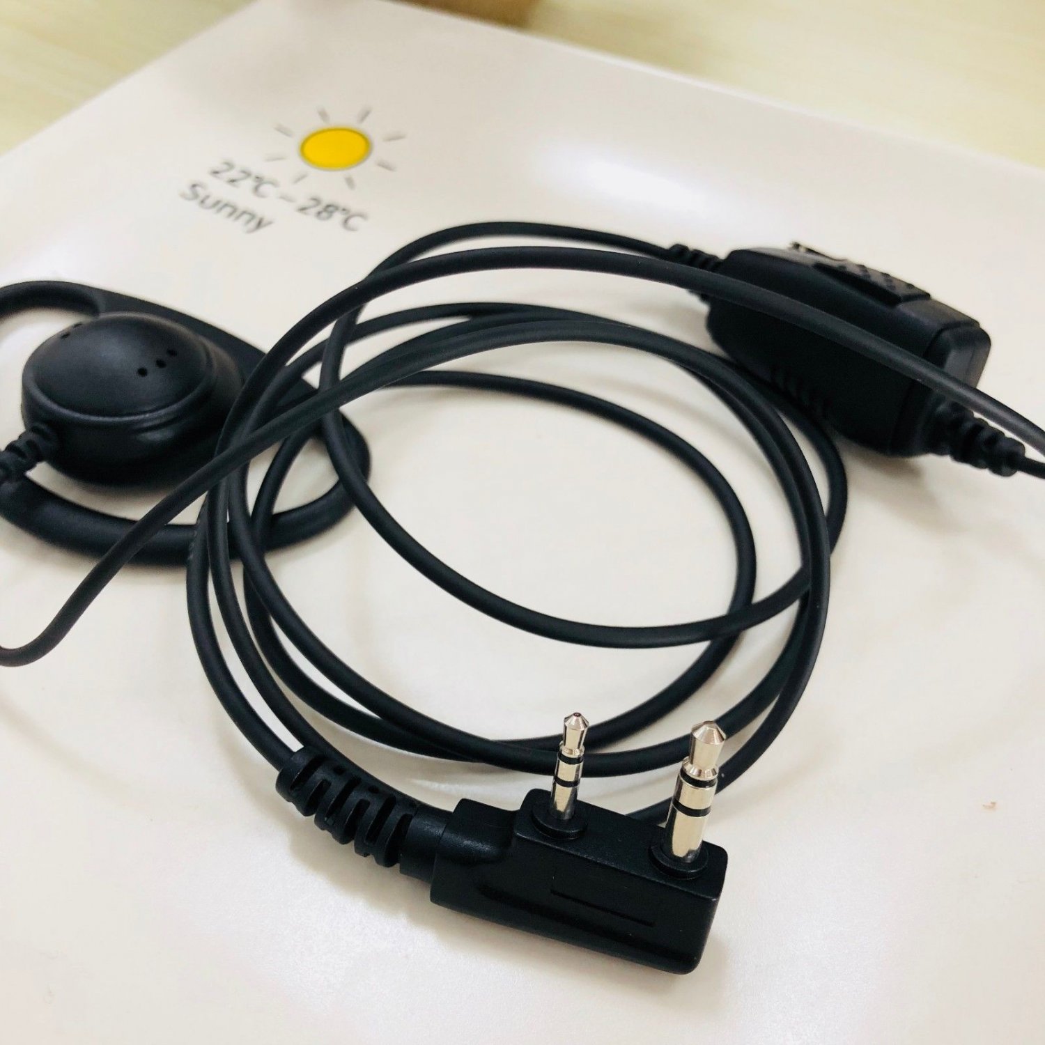 D Style Shape Earpiece mic For Kenwood TK372G TK272G TK250 TK253