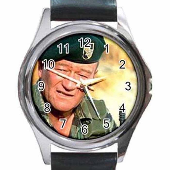 JOHN WAYNE THE GREEN BERETS Unisex Round Silver Metal Watch