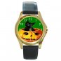 MERRY HALLOWEEN BLACK KITTY CAT & PUMPKIN ON GREEN Unisex Round Gold Metal Watch