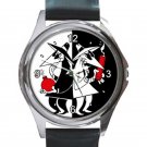 Spy Vs Spy Unisex Round Silver Metal Watch