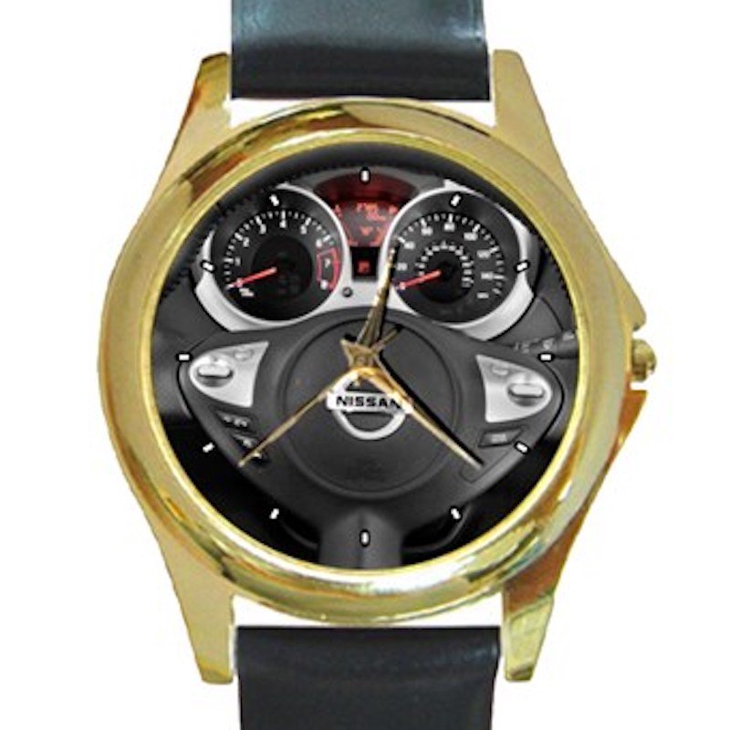 2013 Nissan JUKE Steering Wheel Unisex Round Gold Metal Watch