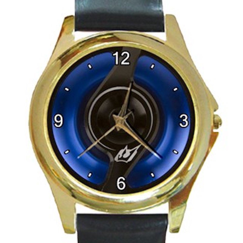 BMW Blue Halo Fuel Cap Unisex Round Gold Metal Watch