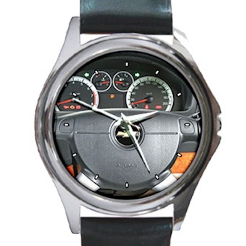 Chevrolet Aveo Steering Wheel Unisex Silver Round Metal Watch