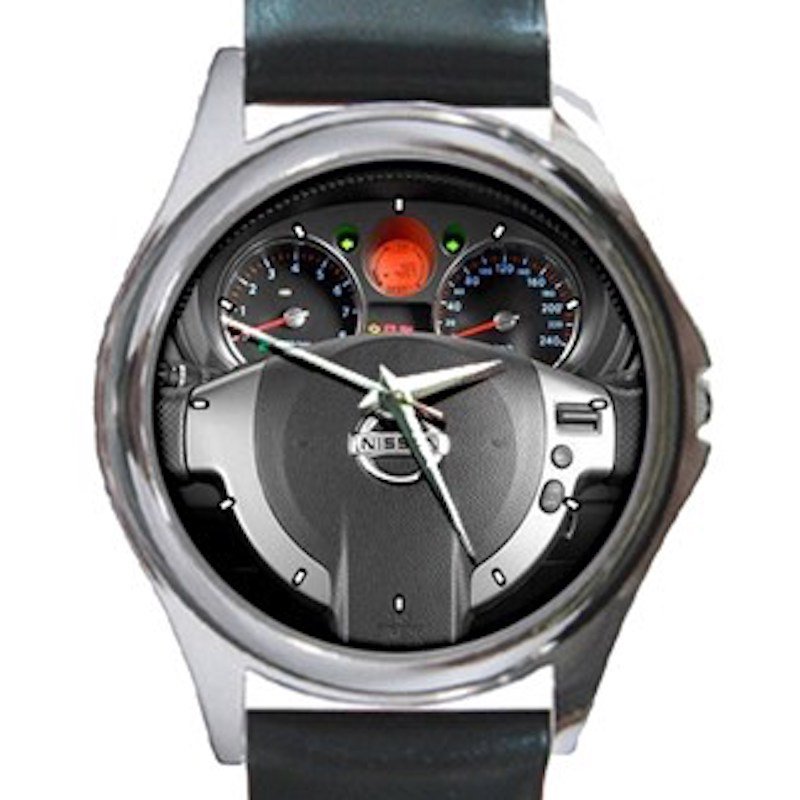 Nissan X-Trail Steering Wheel Unisex Round Metal Watch