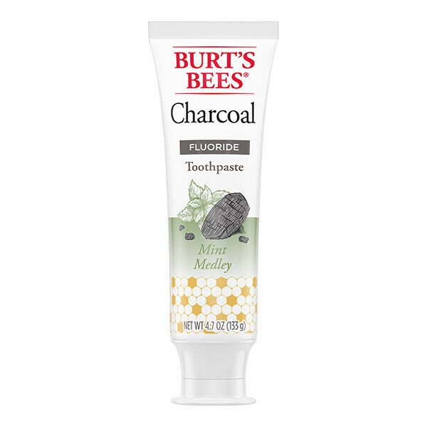 Burt's Bees Charcoal Fluoride Toothpaste, Mint Medley, 133 g (4.7 oz)