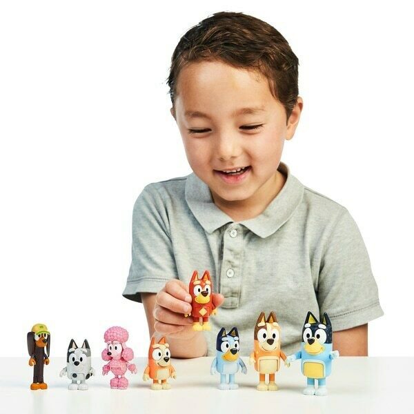 bluey family & friends 8 figure pack