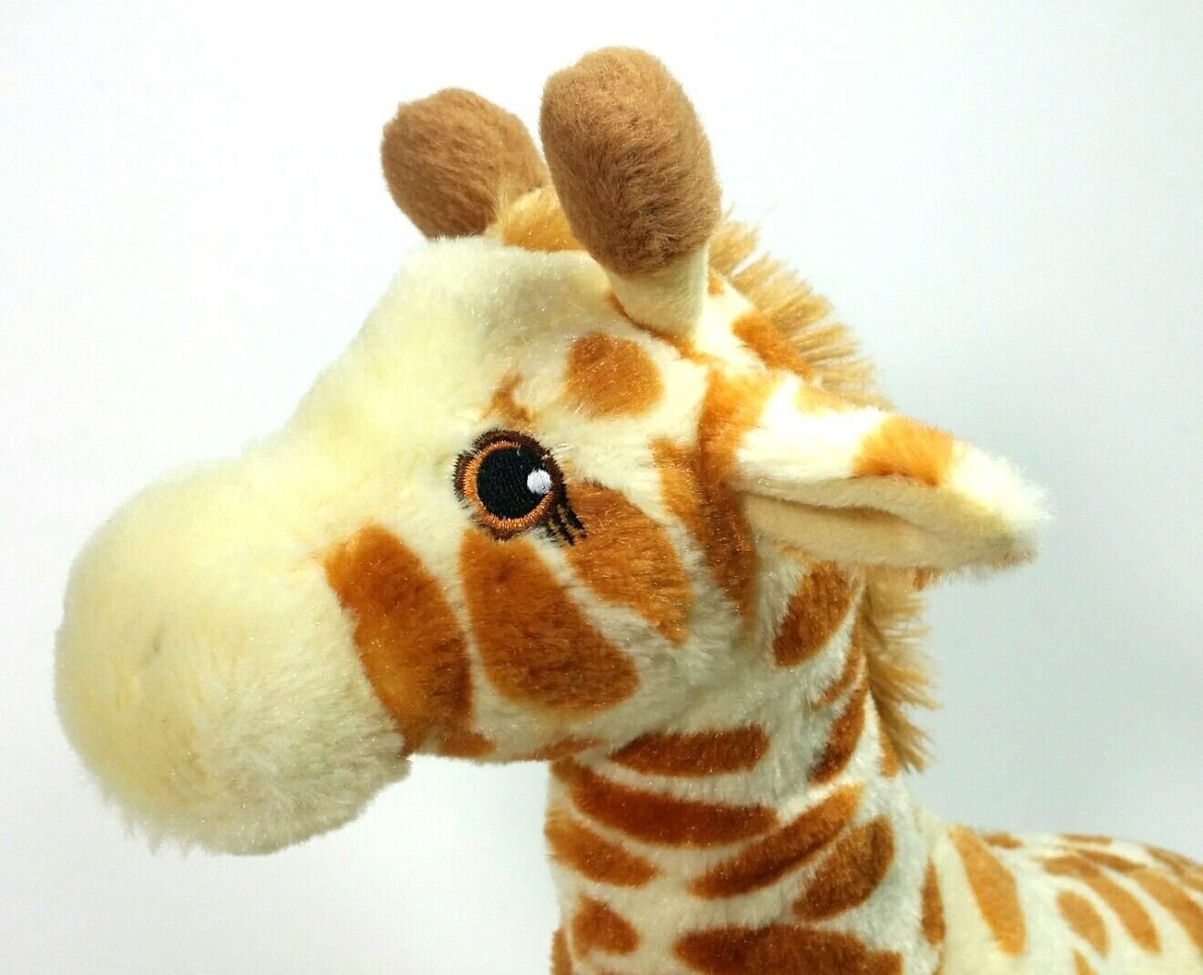 giraffe stuffed animal plush