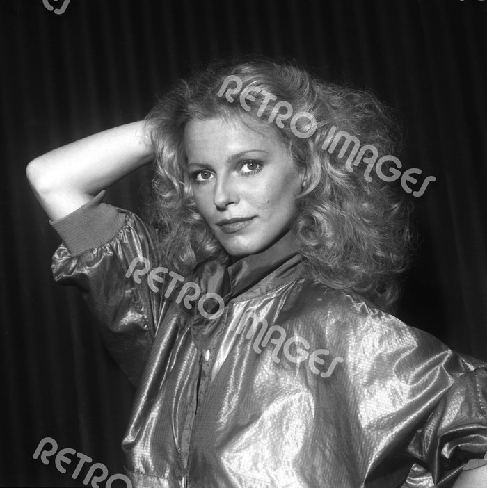 Cheryl Ladd 8x10 PS503