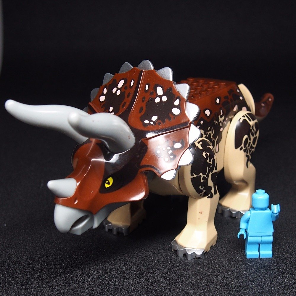 lego jurassic park triceratops recovery