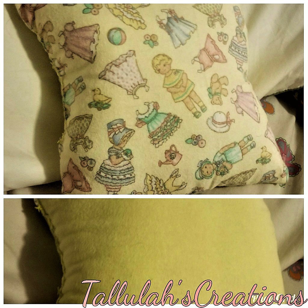 "Dolly" Miniature Pillow