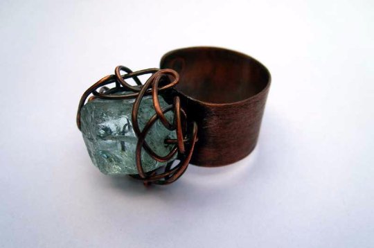 Green. copper adjustable ring with natural raw stone