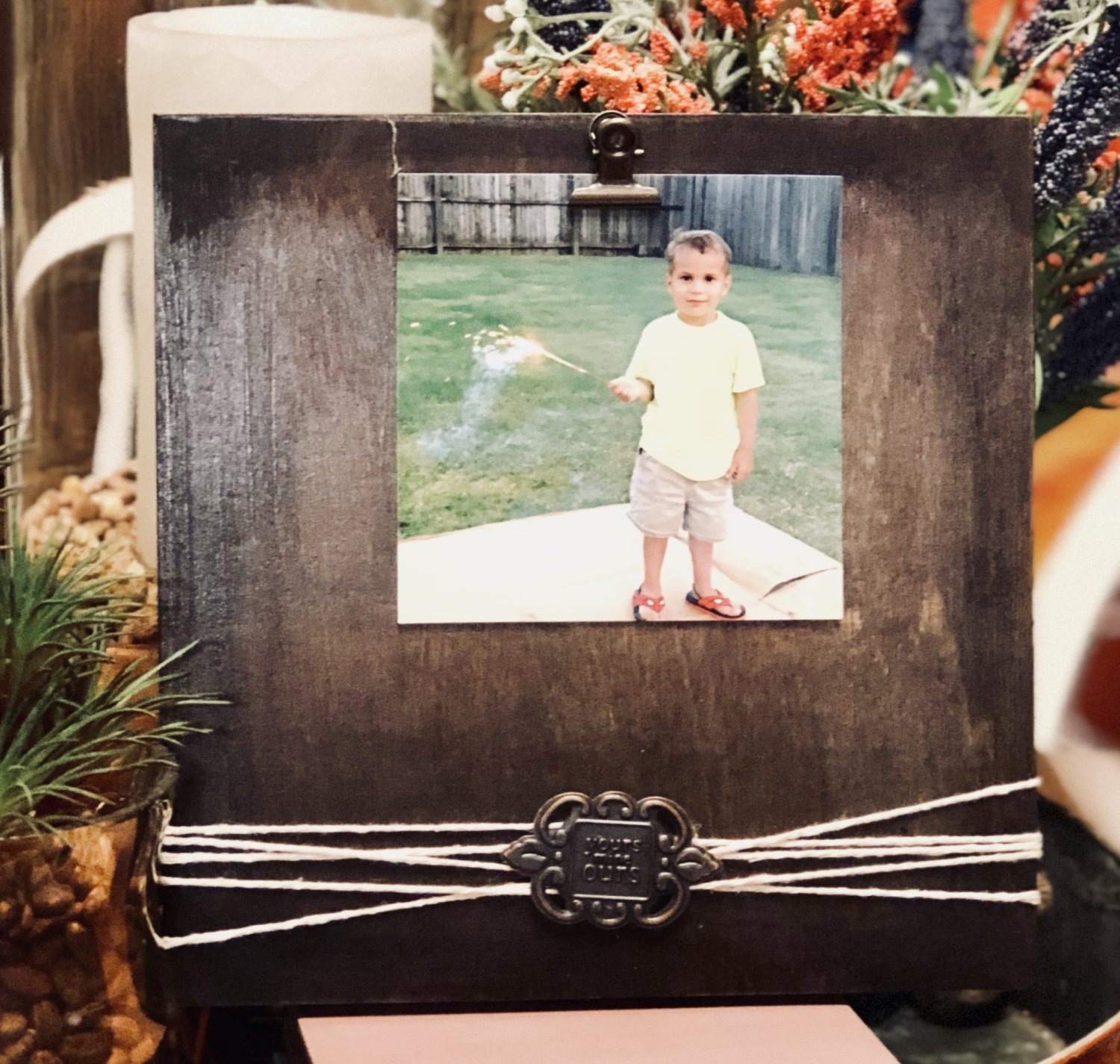 8x8 Brown Photo Display