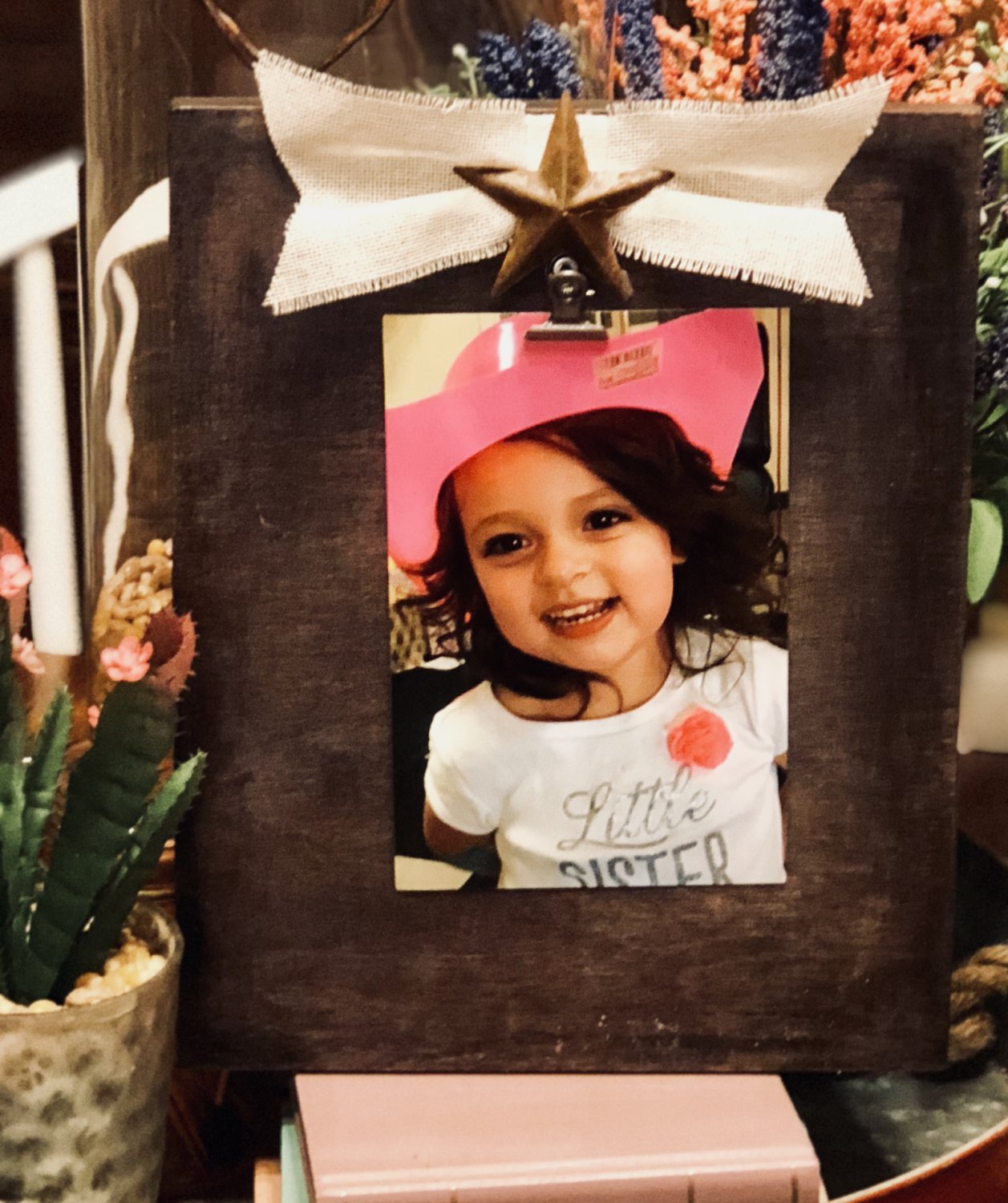 8x10 Brown Photo Display