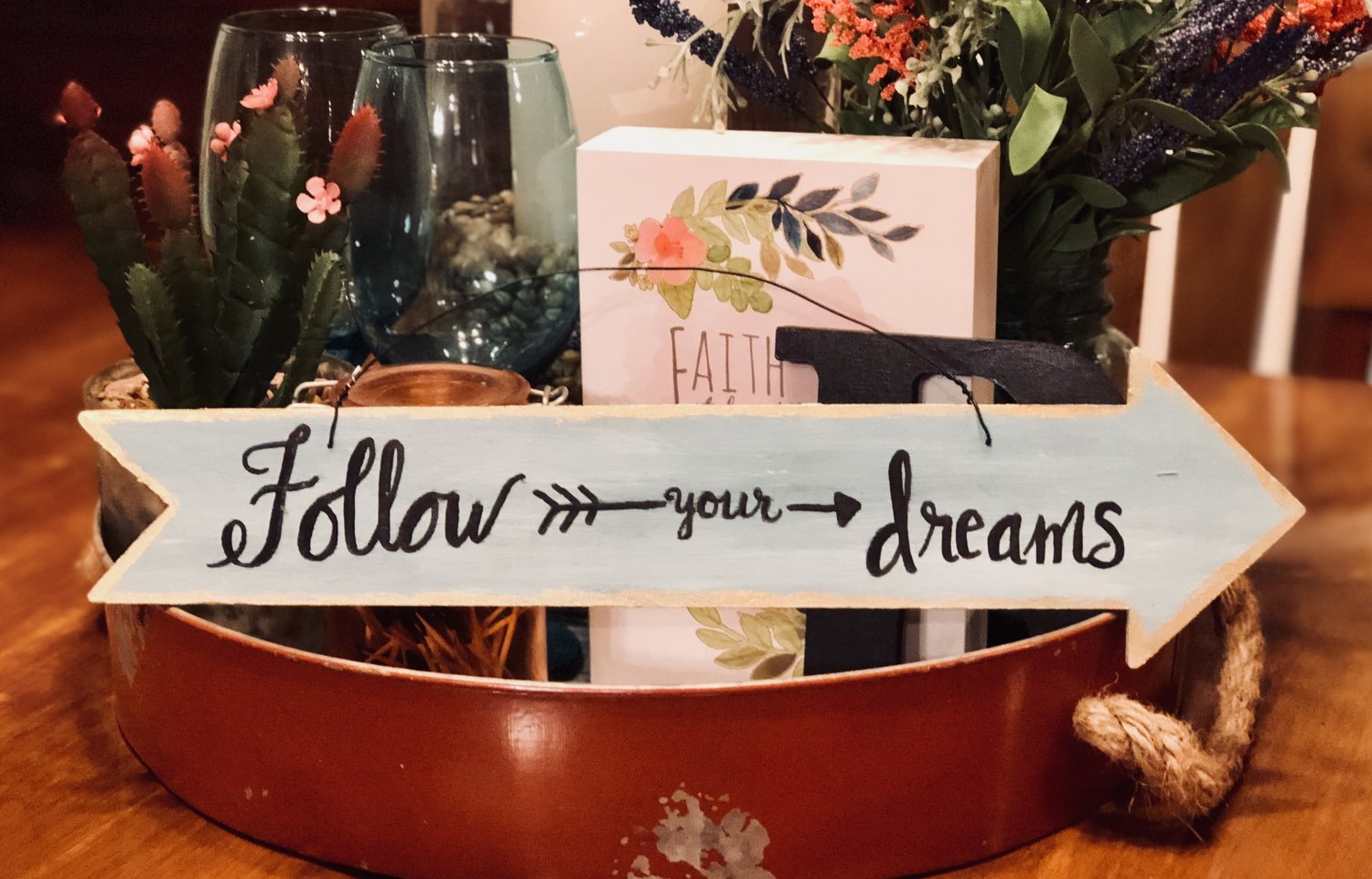 Follow Your Dreams Arrow