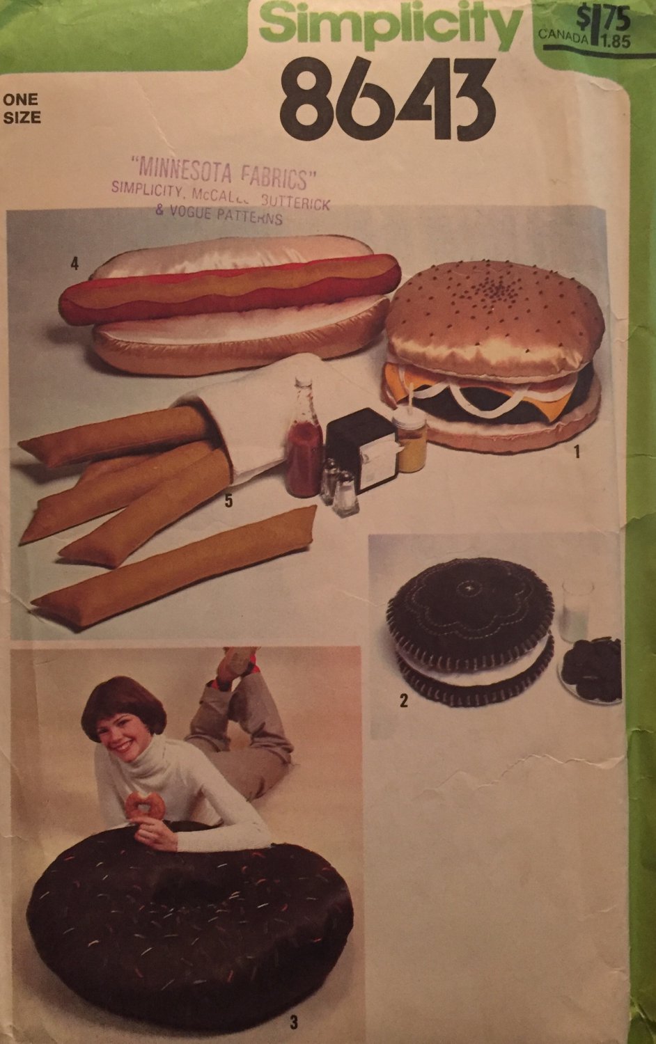 Vintage HOT DOG HAMBURGER Junk Food Pillow Package Simplicity 8643 Uncut