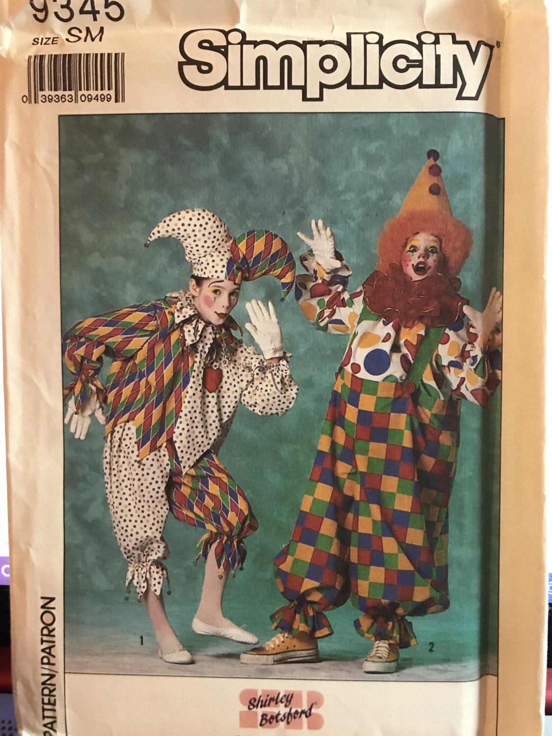 Simplicity 9345 Sewing Pattern for Clown Costumes & Hats for Children's Child's size Small 2-4